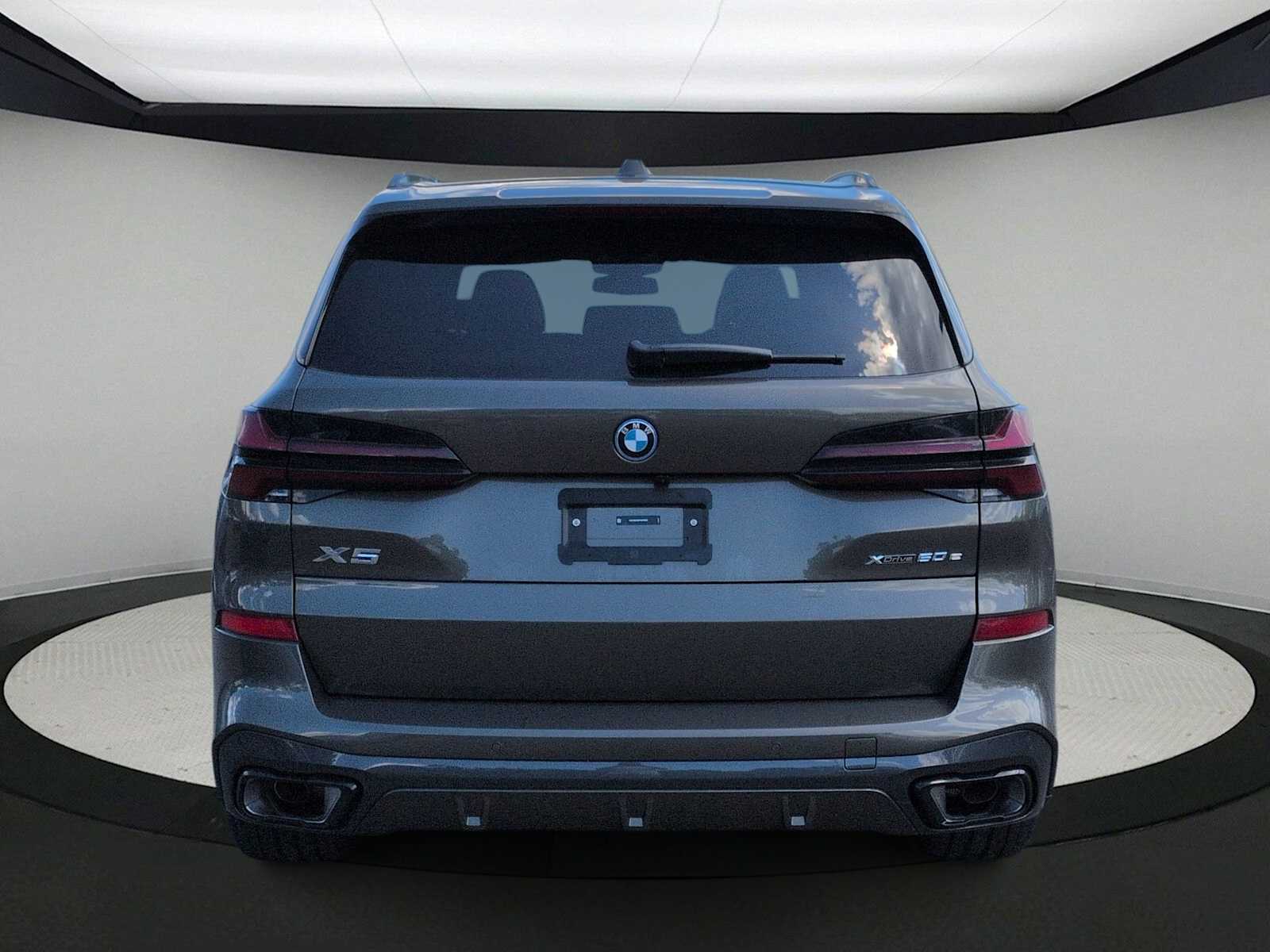 Thumbnail: 2026 BMW X5 - 7