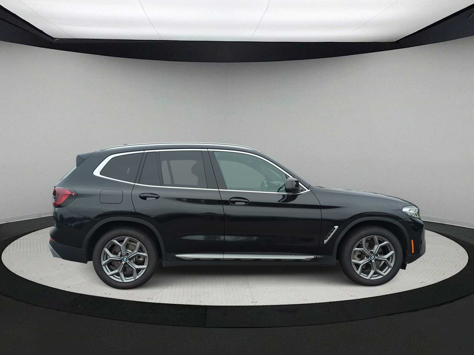 Thumbnail: 2024 BMW X3 - 9