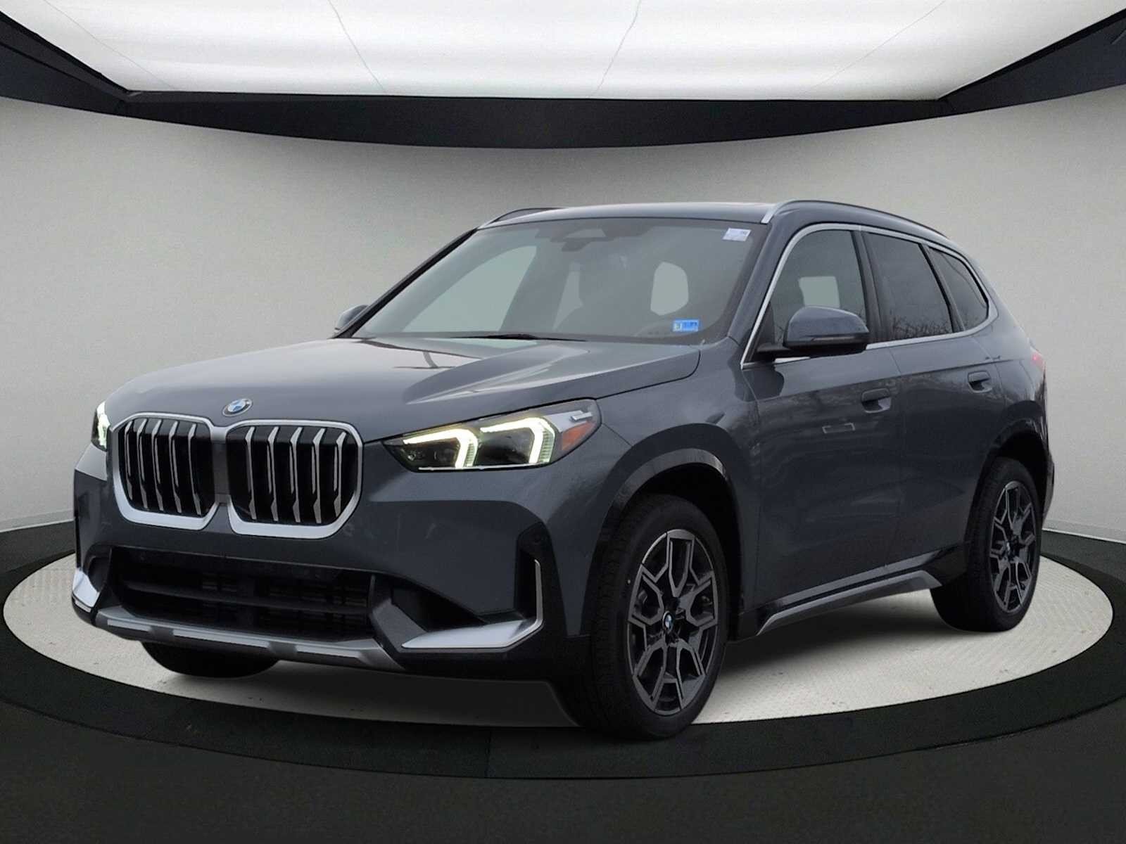 Thumbnail: 2026 BMW X1 - 4