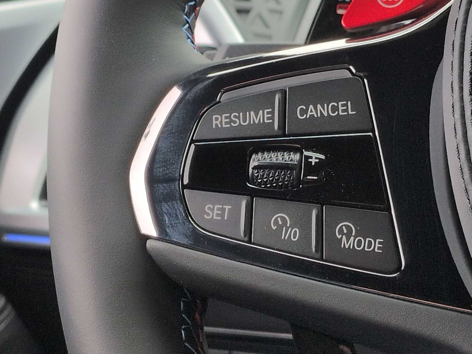 Thumbnail: 2026 BMW XM - 24