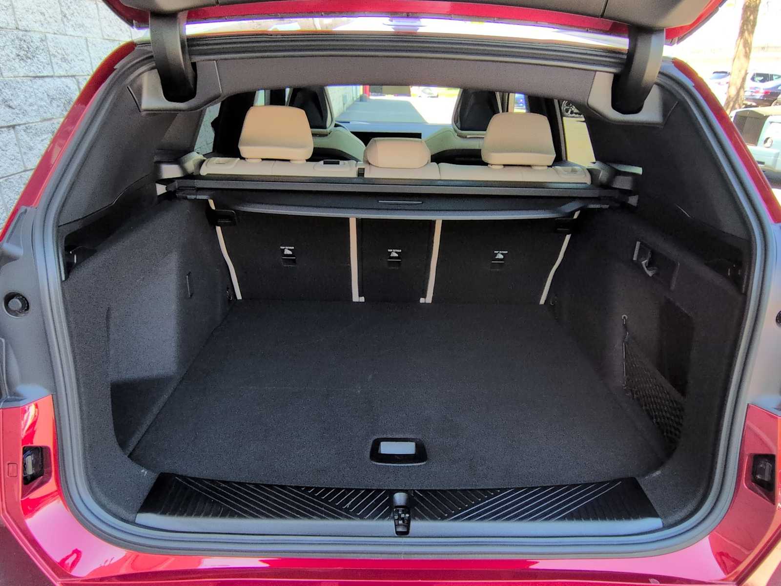 Thumbnail: 2025 BMW X3 - 36