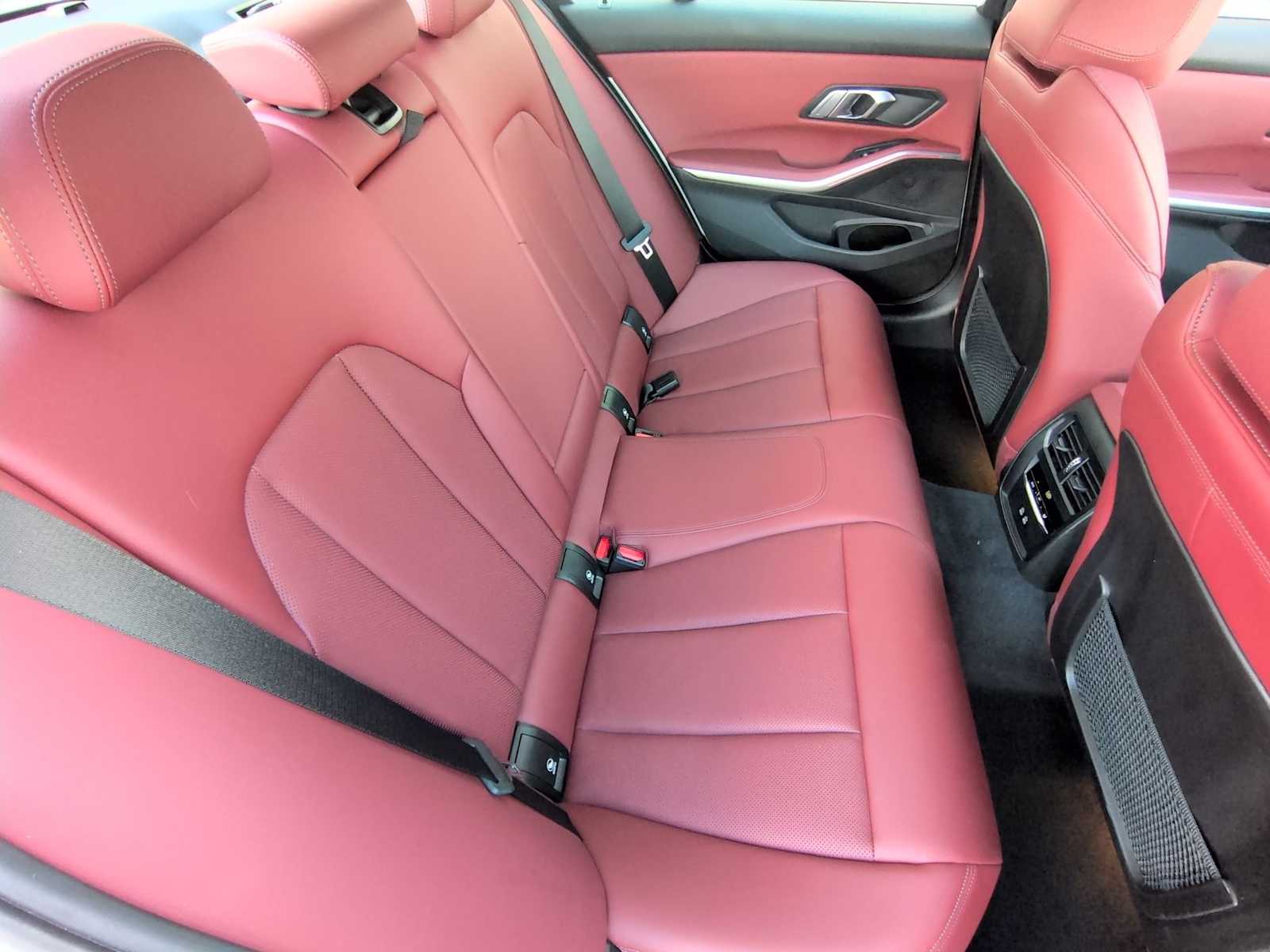 Thumbnail: 2023 BMW 3 Series - 22