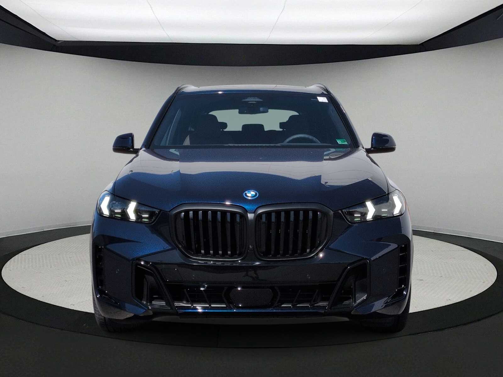 Thumbnail: 2026 BMW X5 - 3