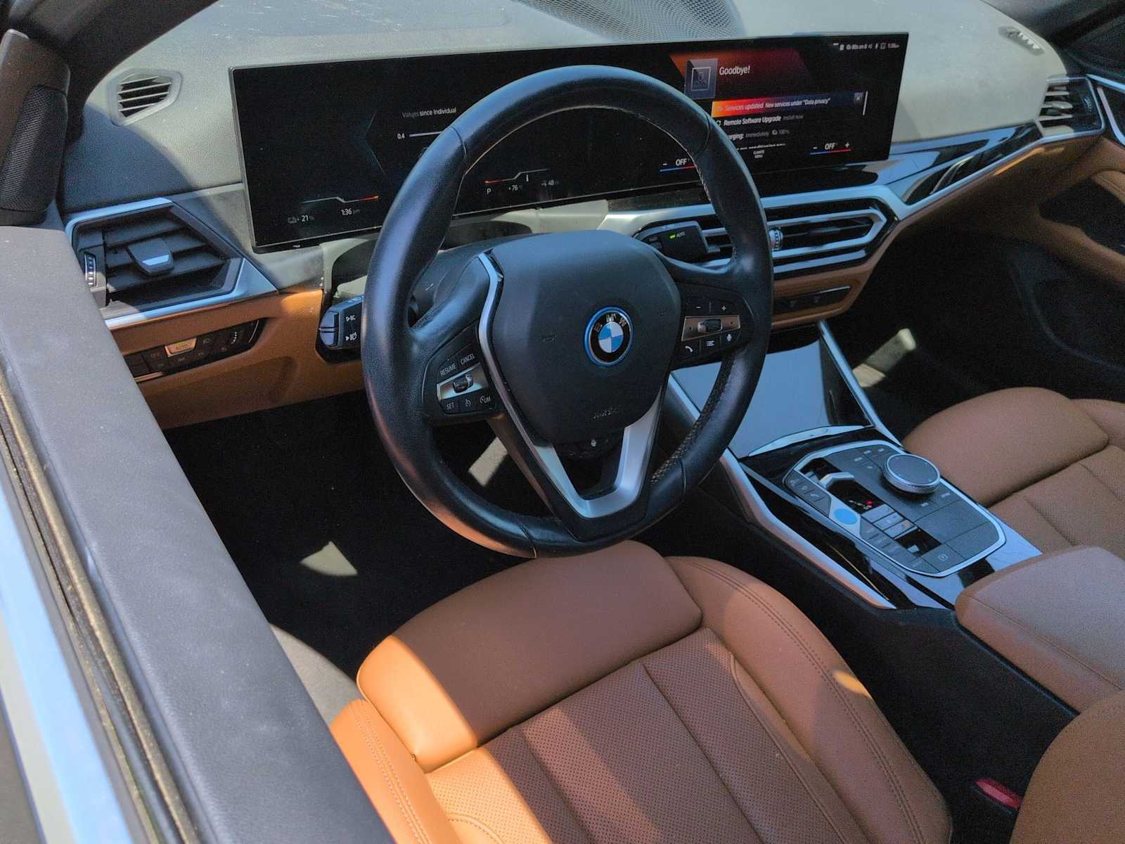 Thumbnail: 2023 BMW i4 - 10