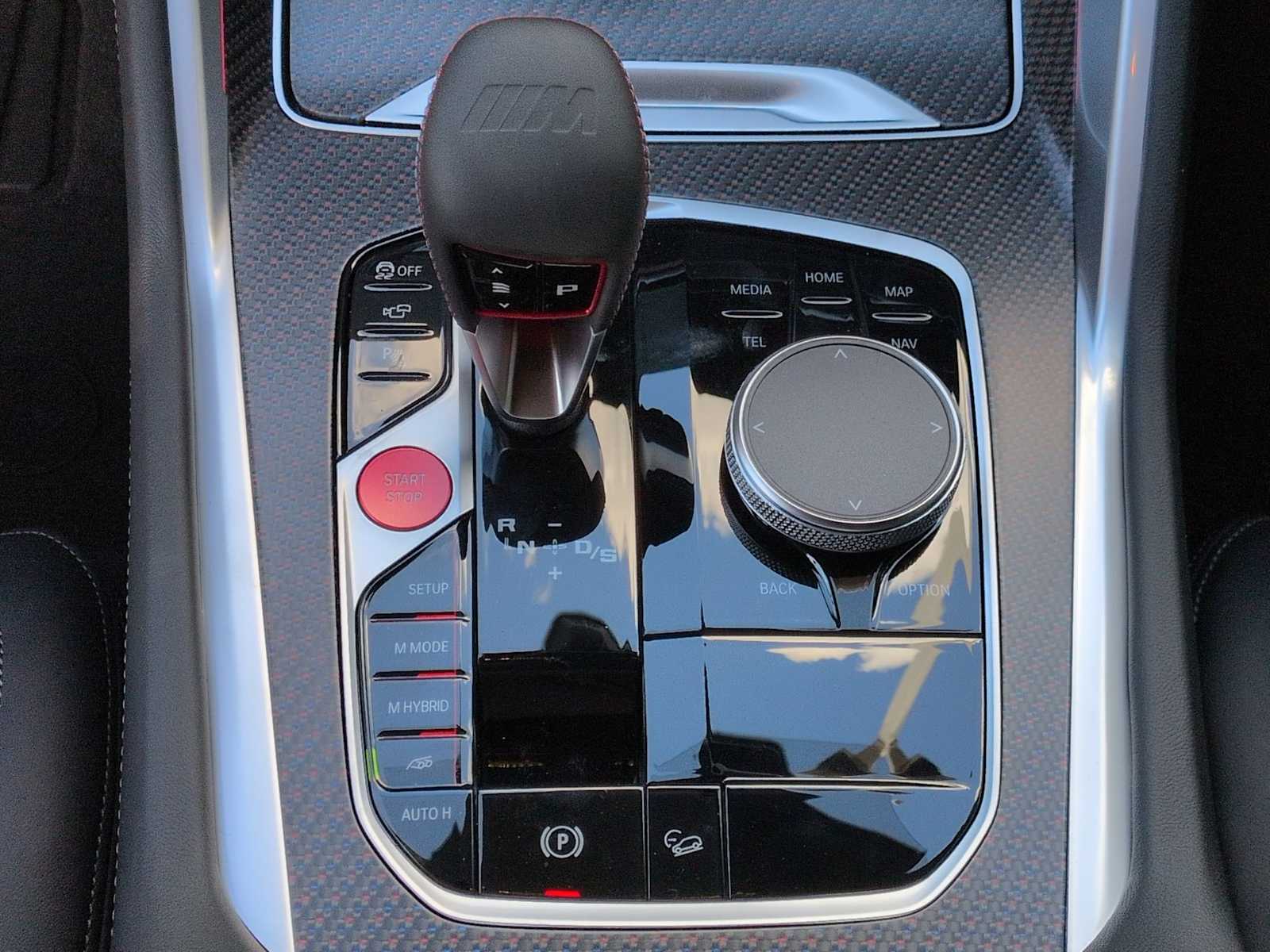 Thumbnail: 2026 BMW XM - 33