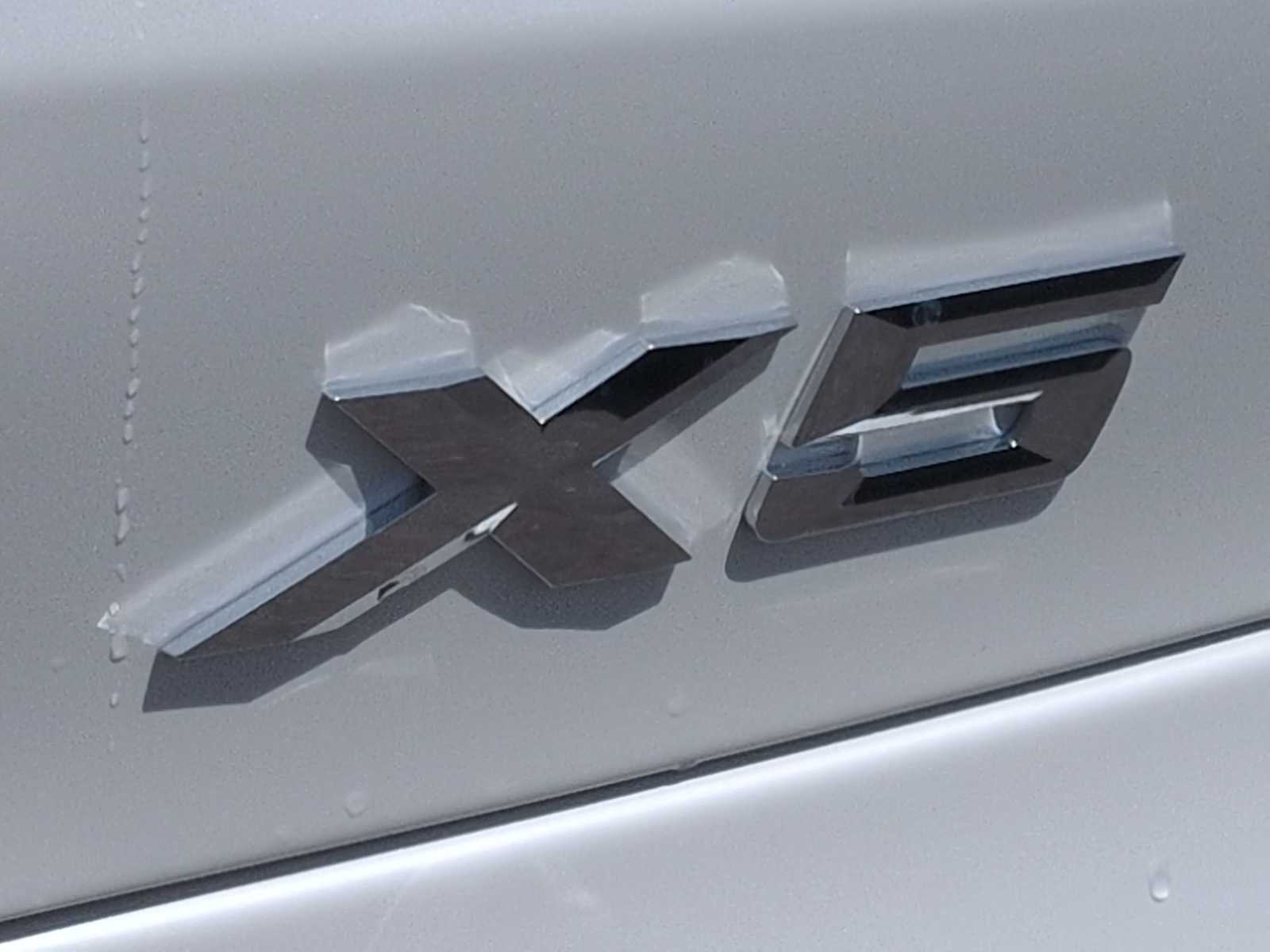 Thumbnail: 2026 BMW X5 - 13