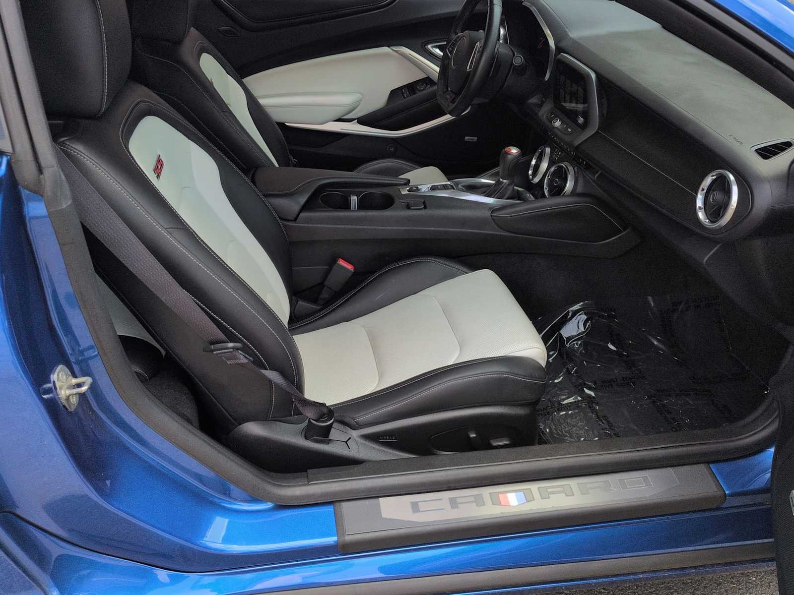 Thumbnail: 2016 Chevrolet Camaro - 21