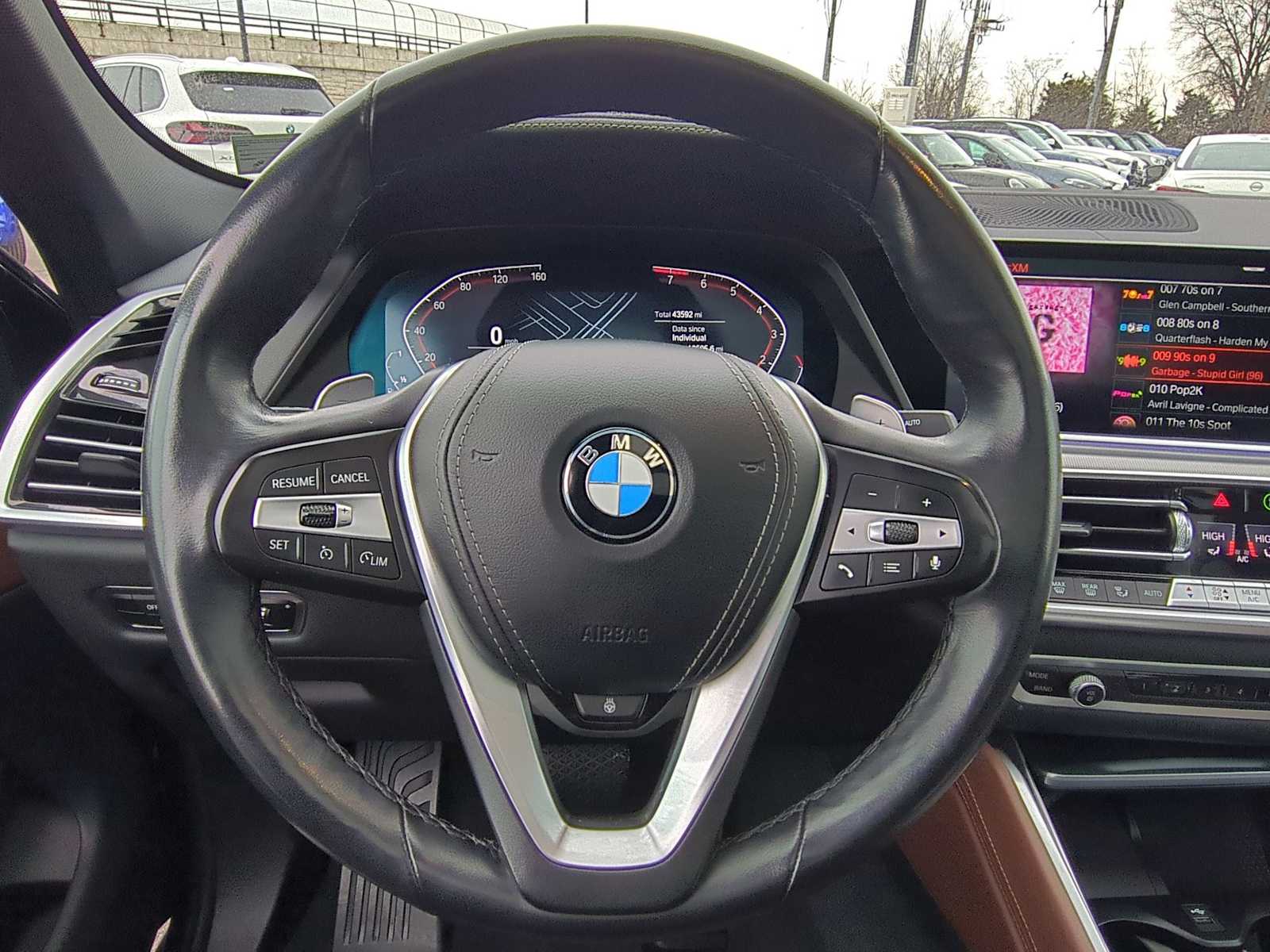 Thumbnail: 2023 BMW X6 - 25