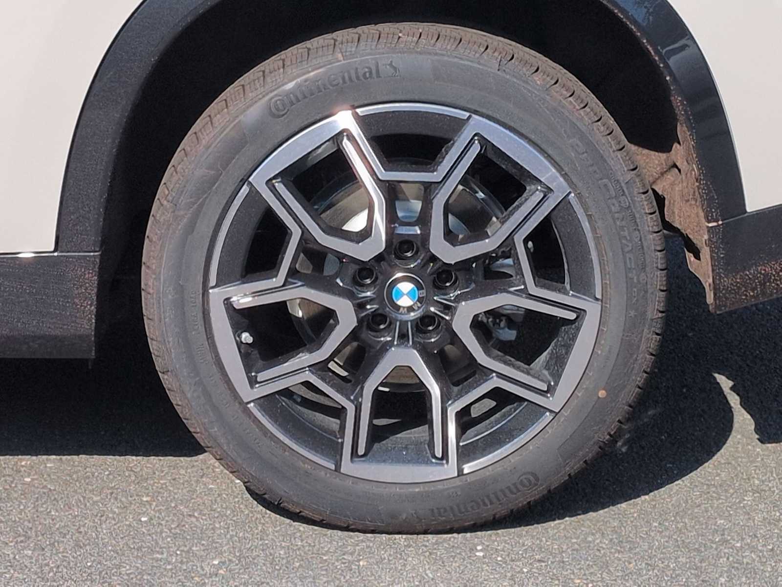 Thumbnail: 2026 BMW X1 - 14