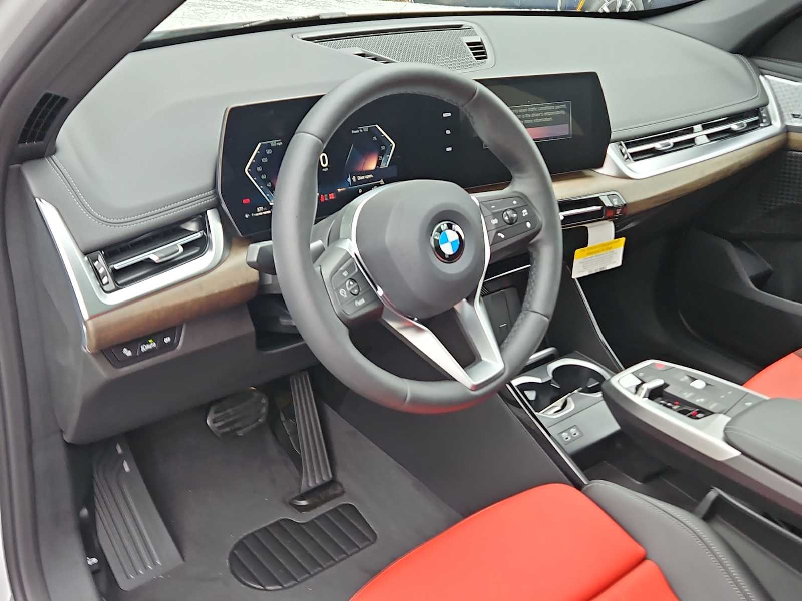 Thumbnail: 2025 BMW X1 - 10