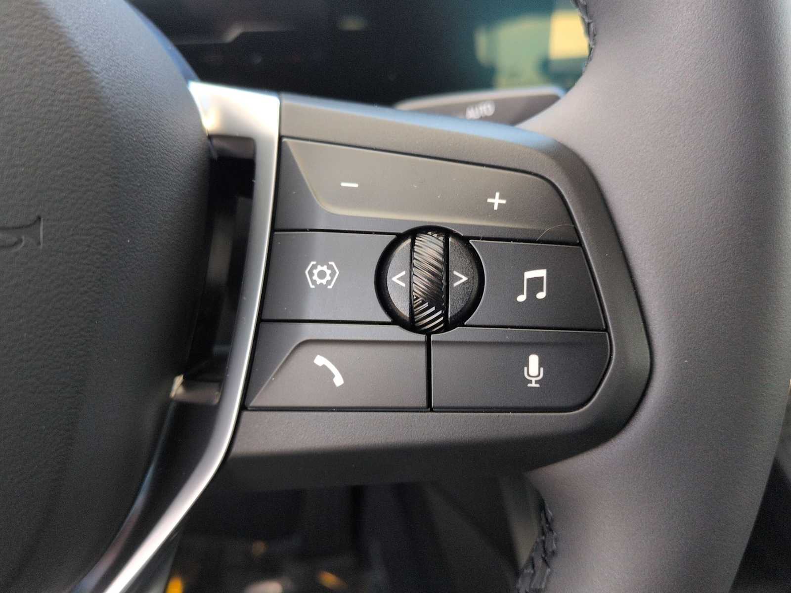 Thumbnail: 2025 BMW 2 Series - 25