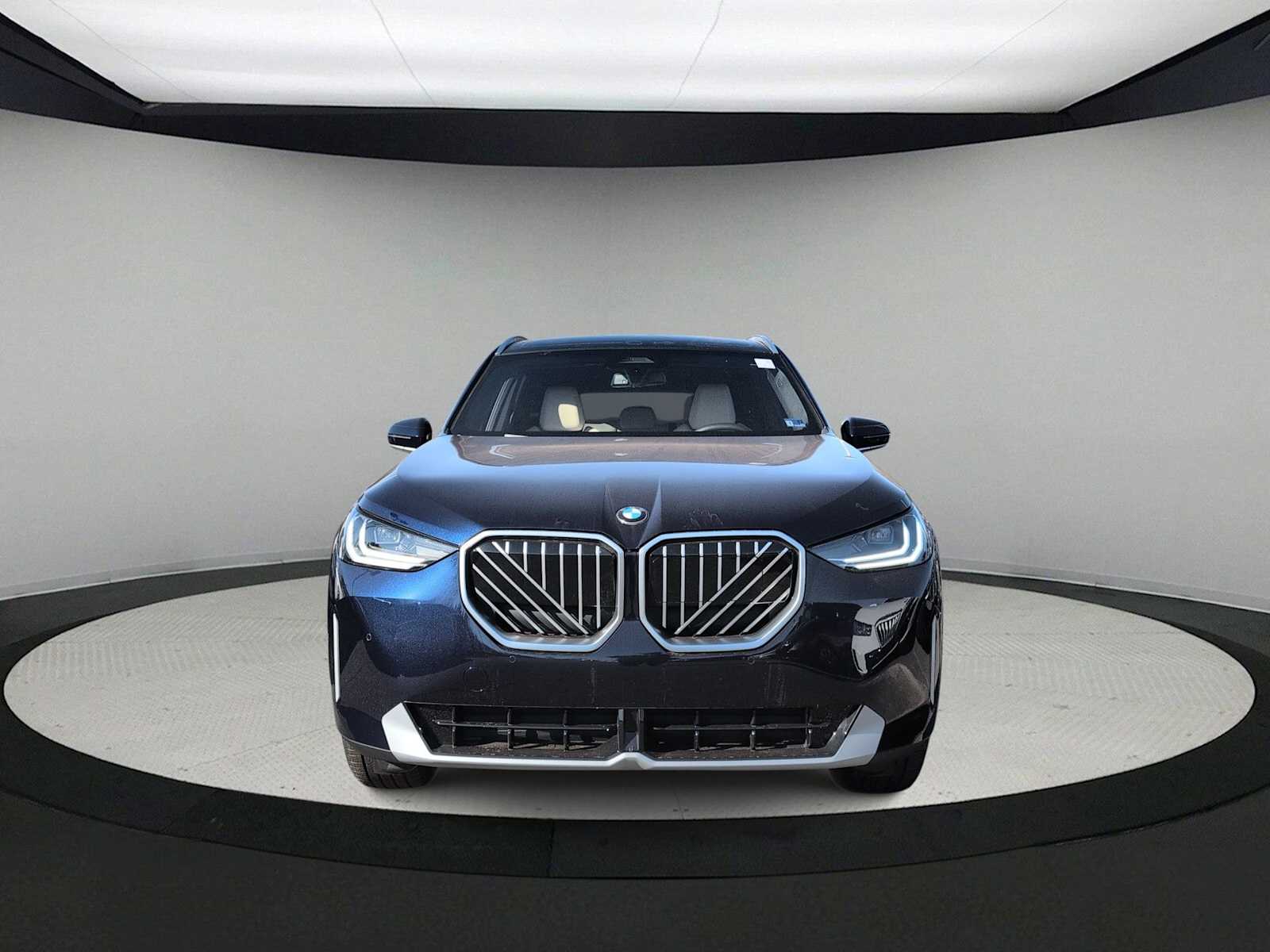 Thumbnail: 2026 BMW X3 - 3