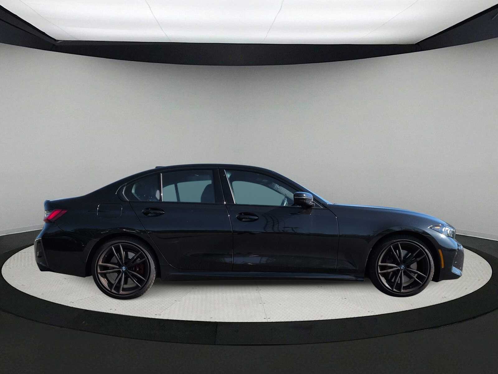 Thumbnail: 2023 BMW 3 Series - 9