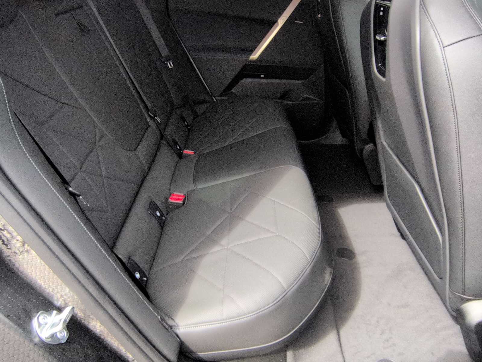 Thumbnail: 2026 BMW iX - 21