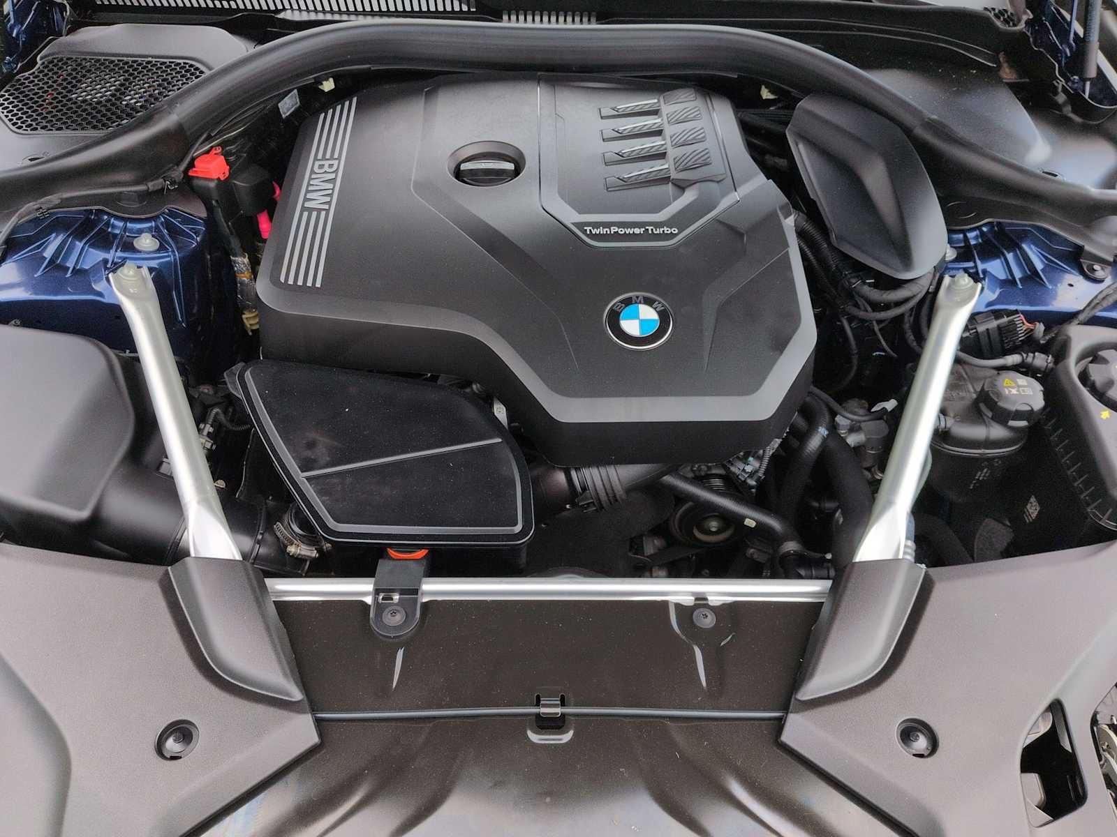 Thumbnail: 2023 BMW 5 Series - 14