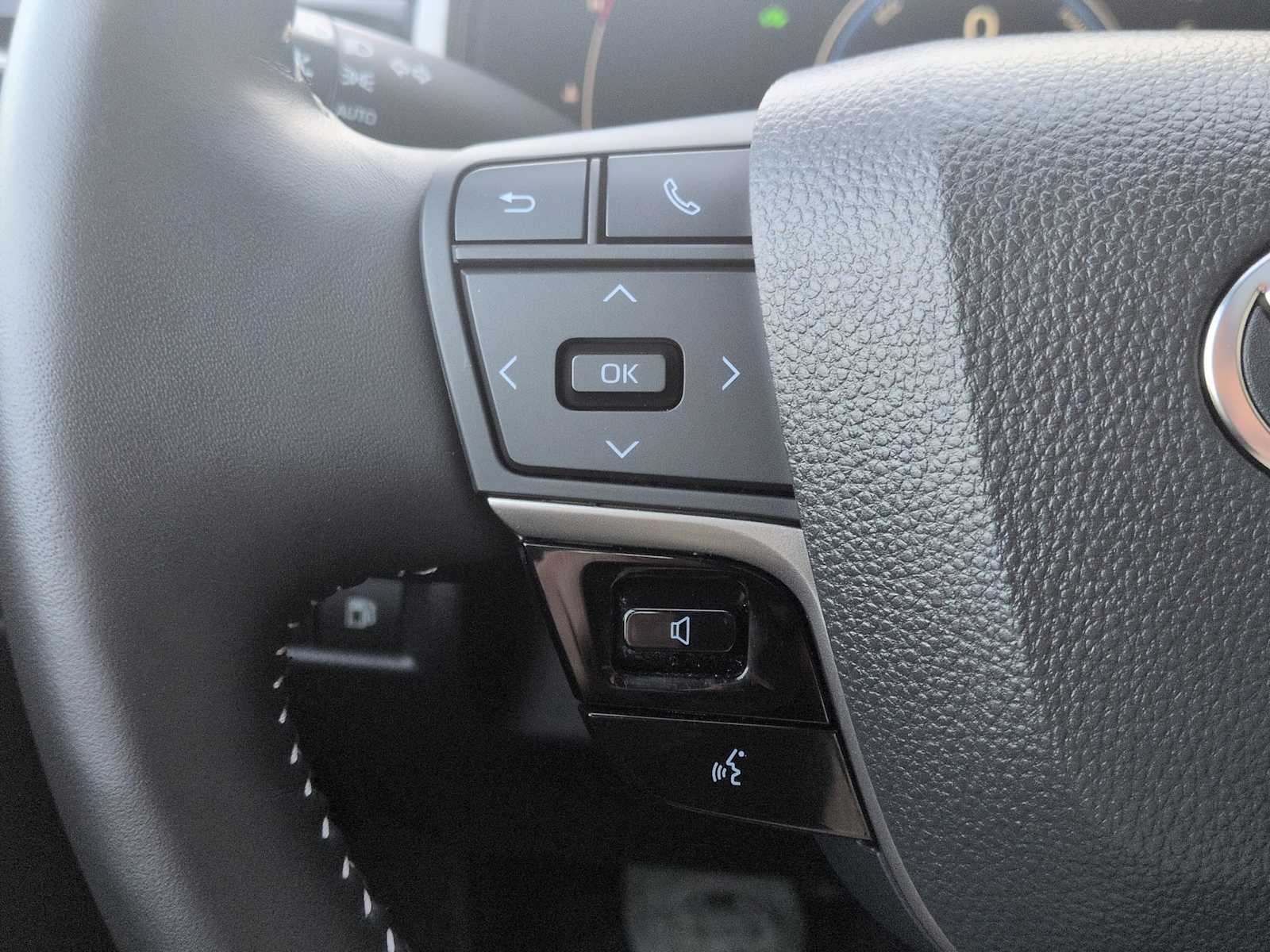 Thumbnail: 2025 Toyota Camry - 26