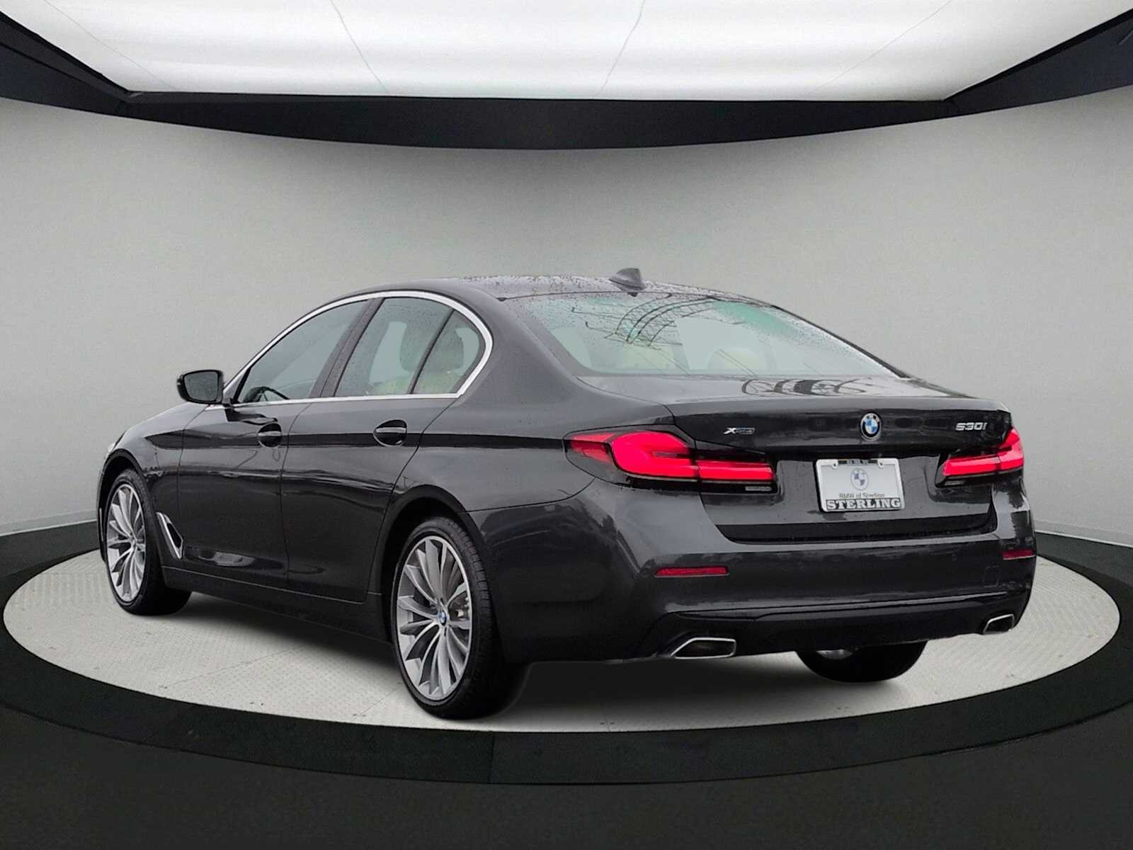 Thumbnail: 2023 BMW 5 Series - 6