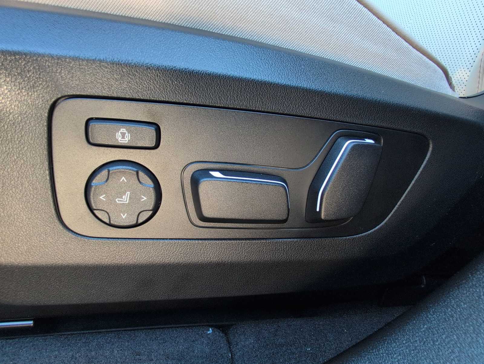 Thumbnail: 2026 BMW X3 - 18