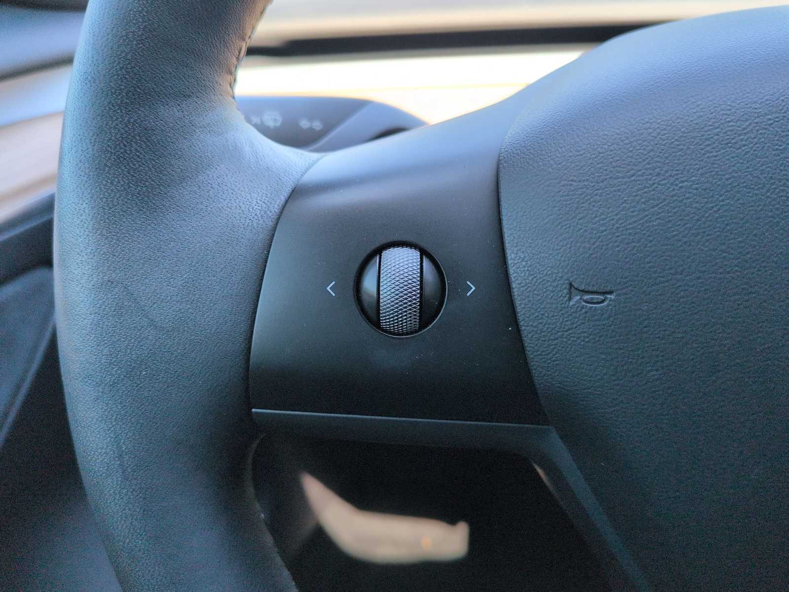Thumbnail: 2022 Tesla Model 3 - 25