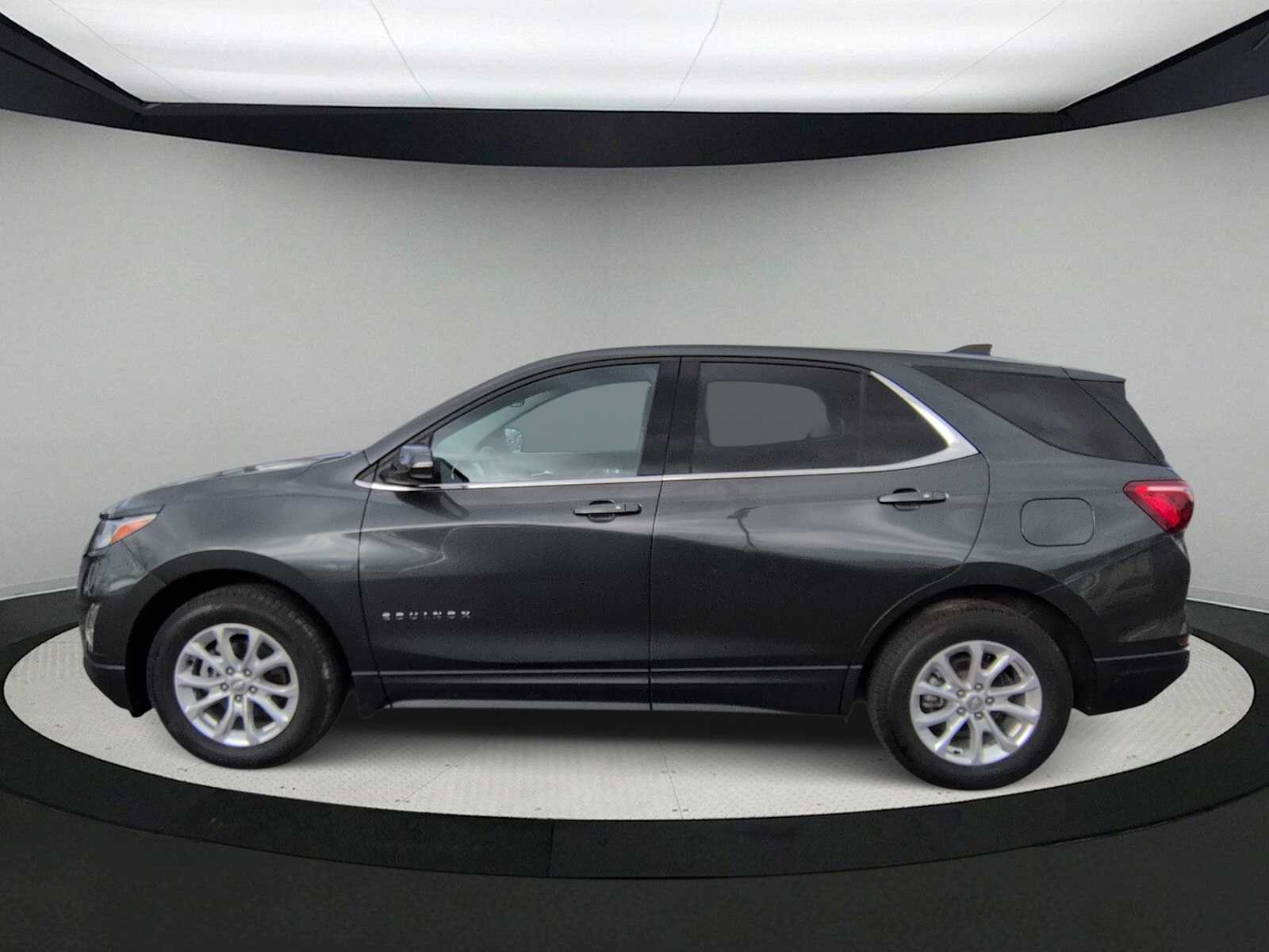 Thumbnail: 2019 Chevrolet Equinox - 5