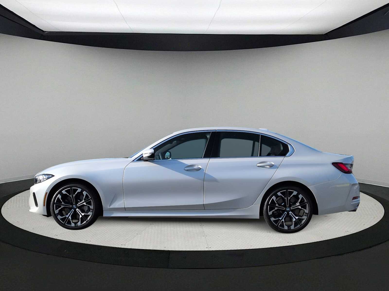 Thumbnail: 2025 BMW 3 Series - 5
