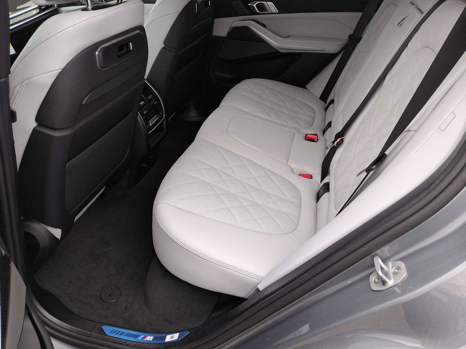 Thumbnail: 2026 BMW X5 - 21