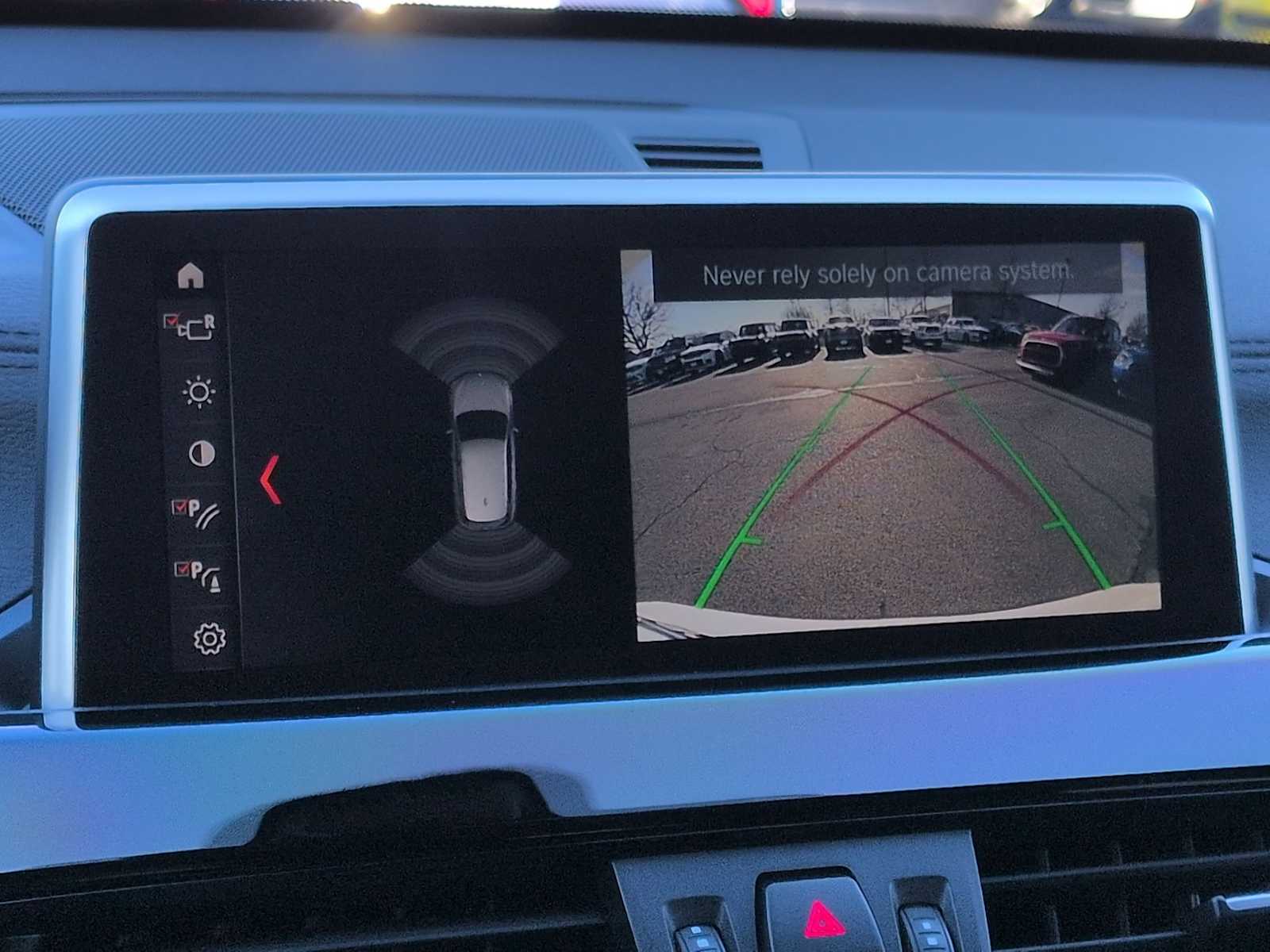 Thumbnail: 2021 BMW X1 - 32