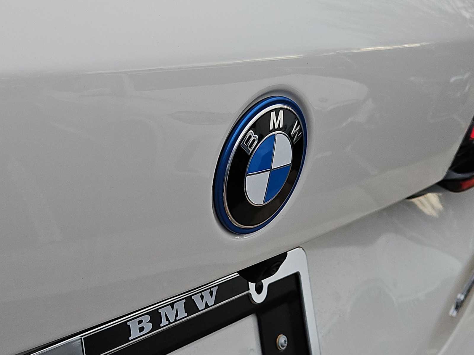 Thumbnail: 2026 BMW X5 - 11