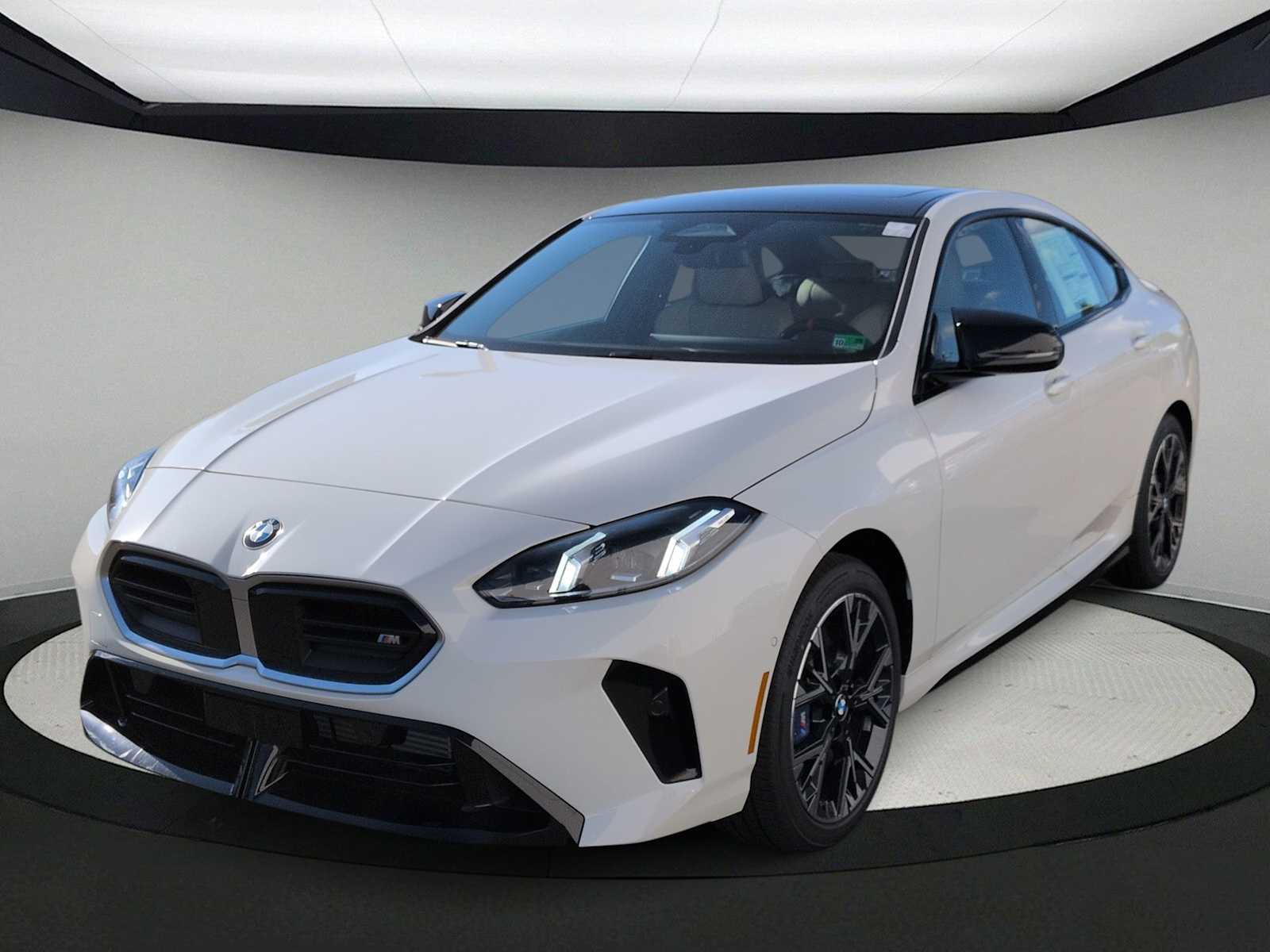 Thumbnail: 2026 BMW 2 Series - 4