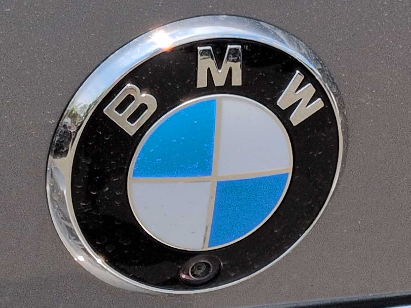 Thumbnail: 2026 BMW i4 - 12
