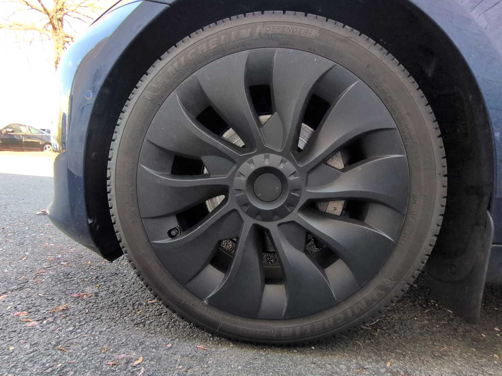 Thumbnail: 2022 Tesla Model 3 - 14