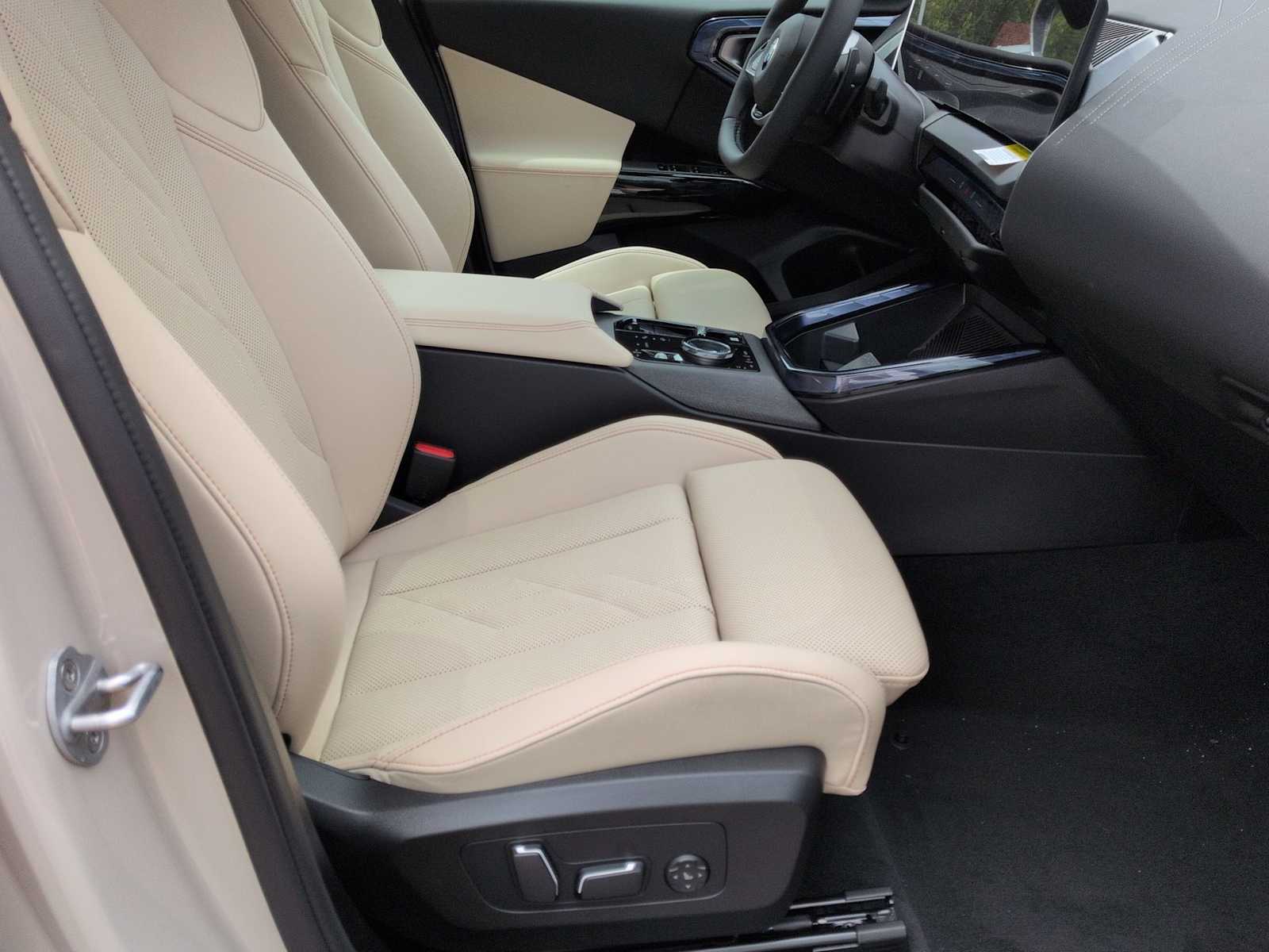 Thumbnail: 2026 BMW X3 - 24