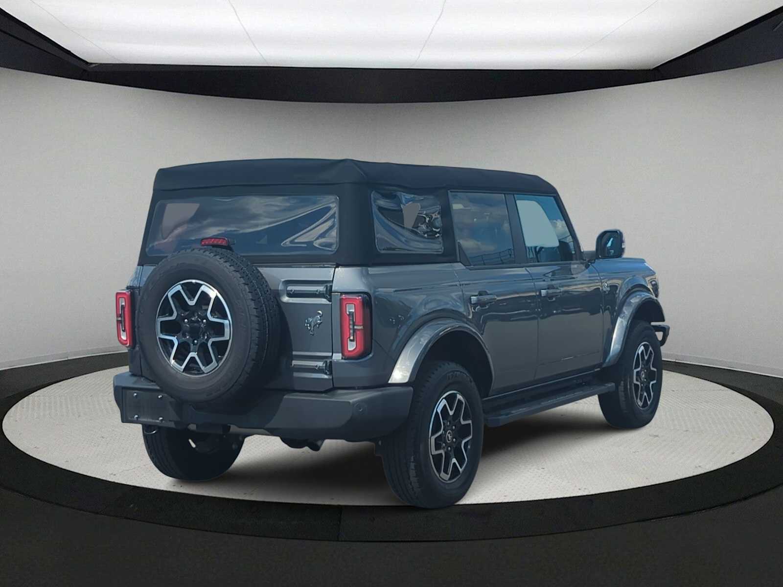 Thumbnail: 2024 Ford Bronco - 8