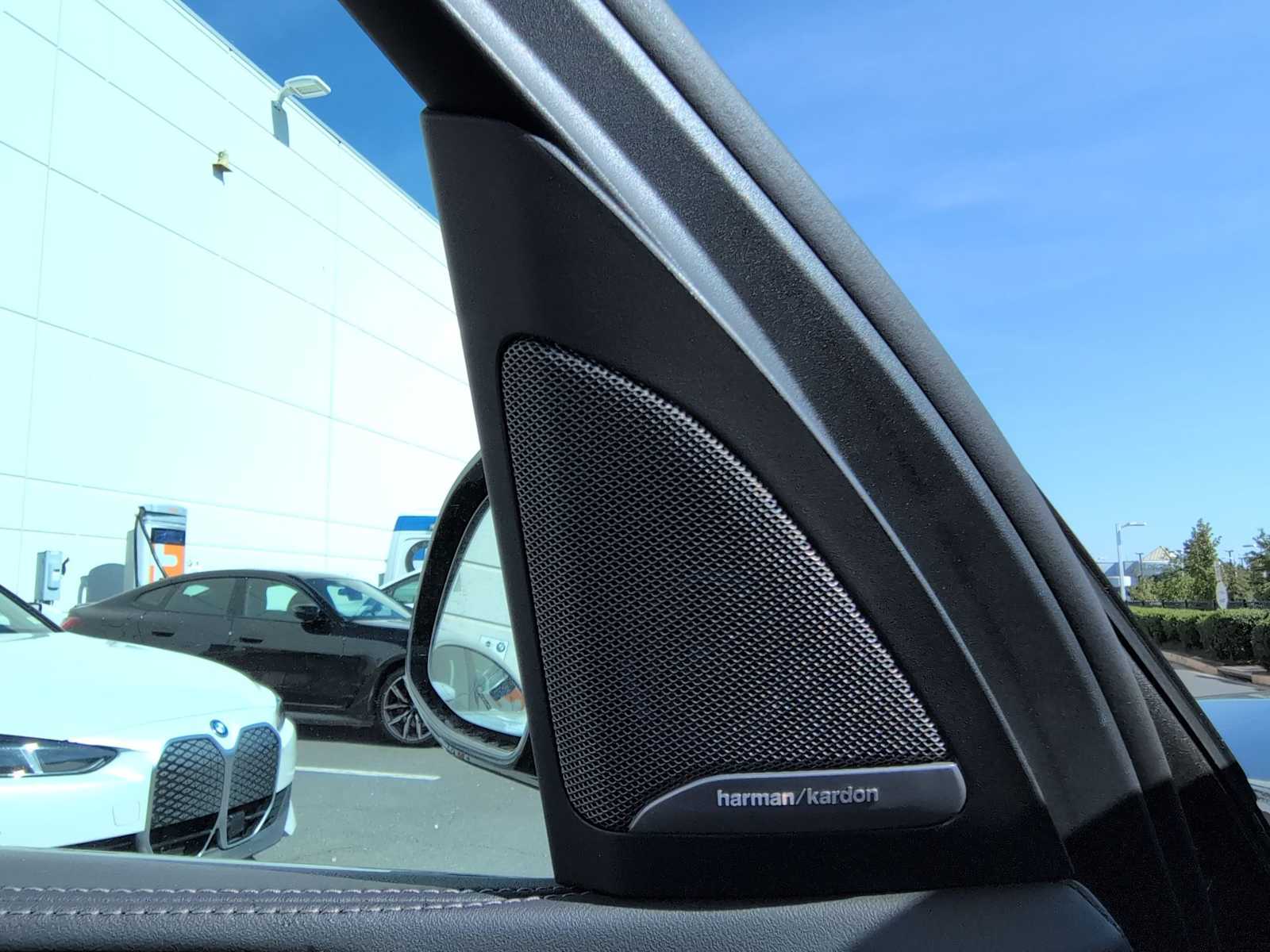 Thumbnail: 2026 BMW X5 - 33