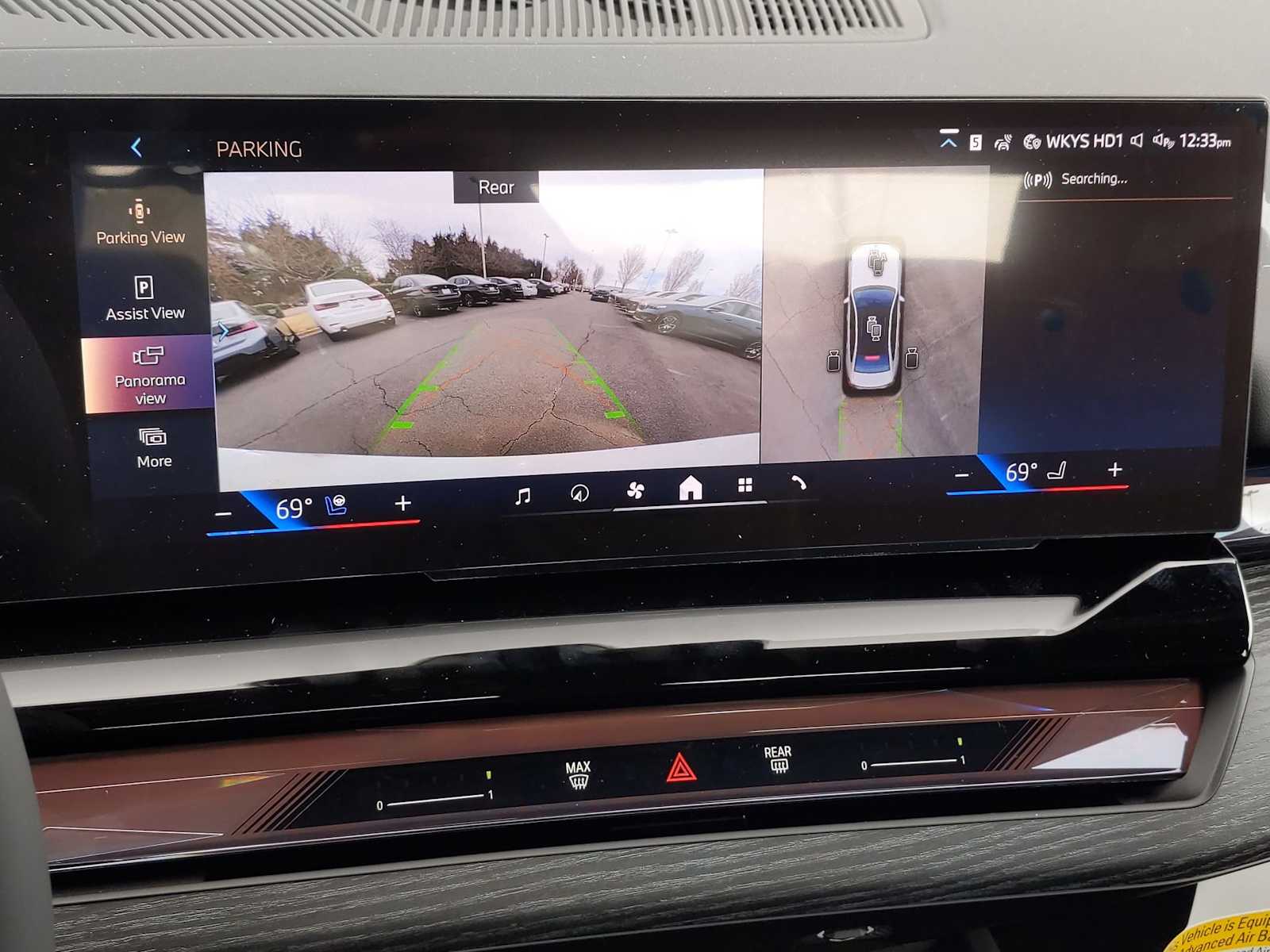 Thumbnail: 2025 BMW i5 - 31