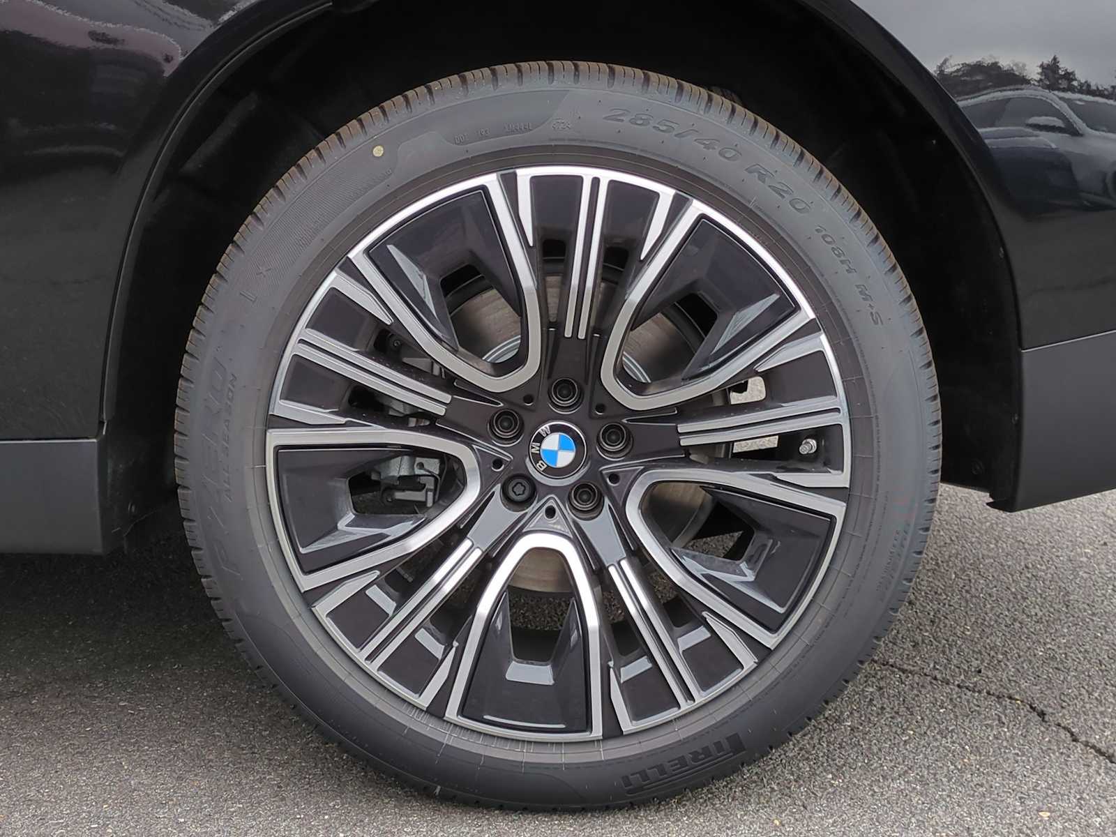 Thumbnail: 2025 BMW X3 - 13