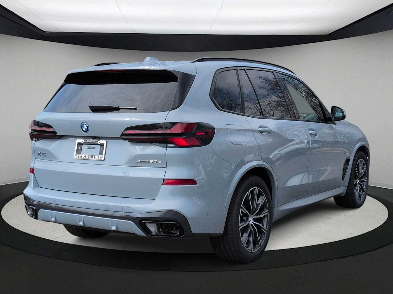 Thumbnail: 2026 BMW X5 - 8