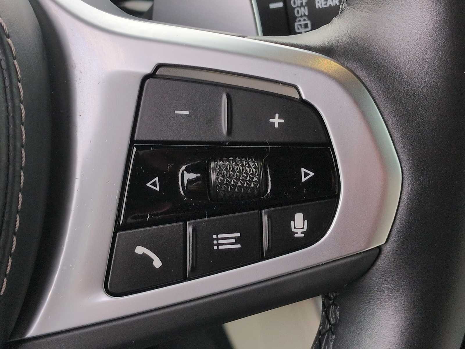 Thumbnail: 2023 BMW X5 - 25