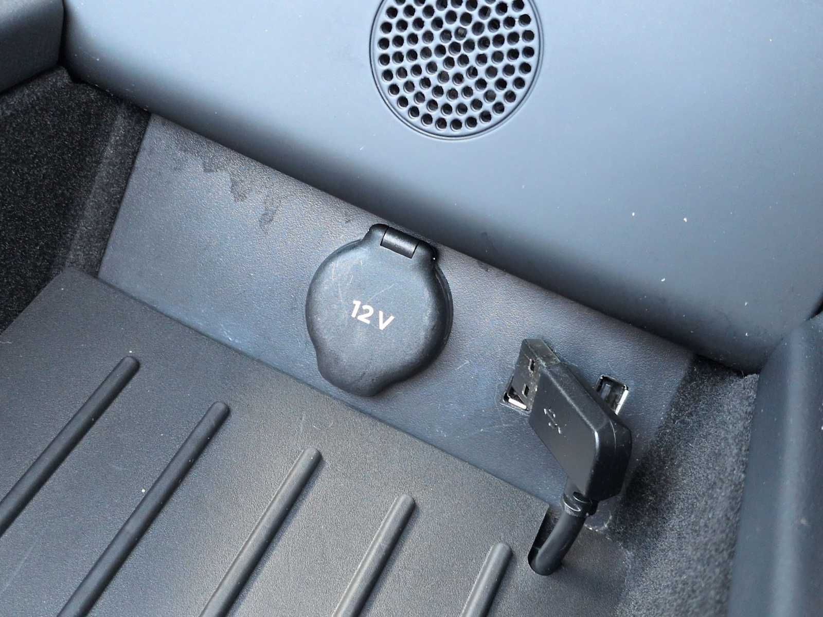 Thumbnail: 2020 Tesla Model S - 33