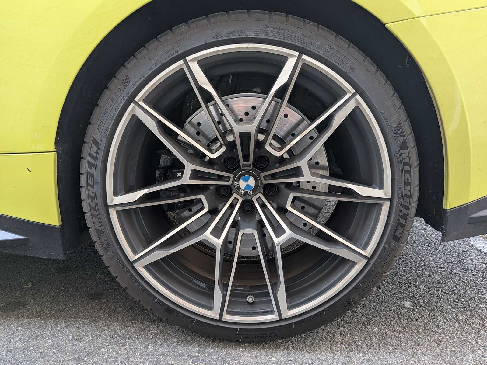 Thumbnail: 2022 BMW M4 - 15