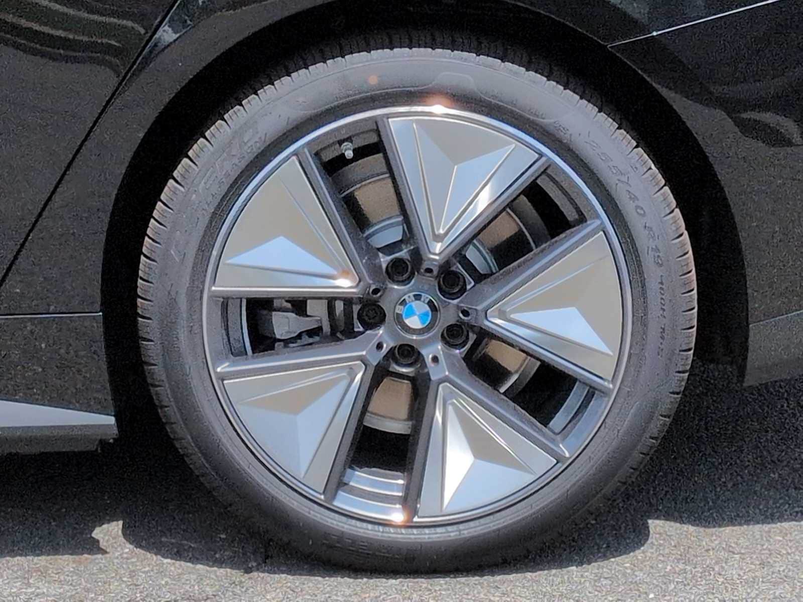 Thumbnail: 2026 BMW i4 - 14