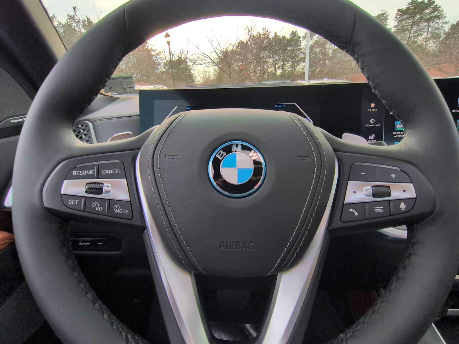 Thumbnail: 2026 BMW X5 - 25