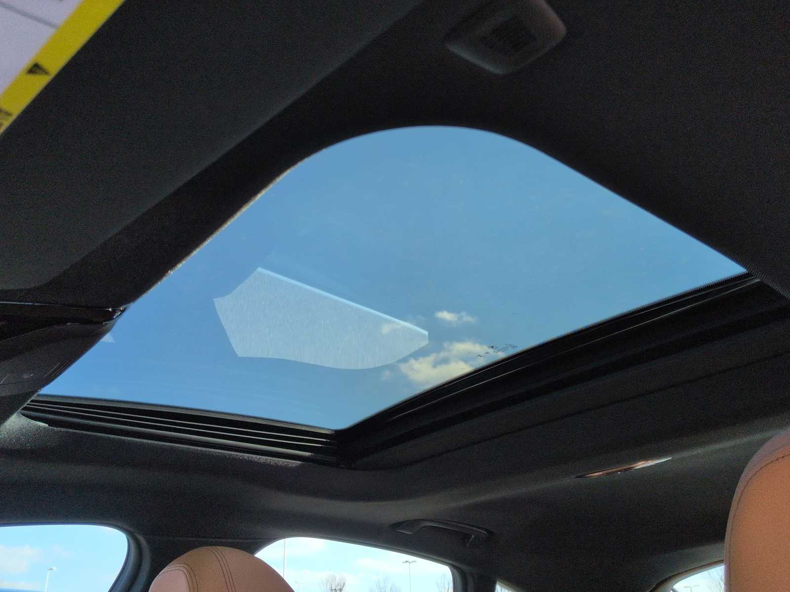 Thumbnail: 2026 BMW i4 - 20