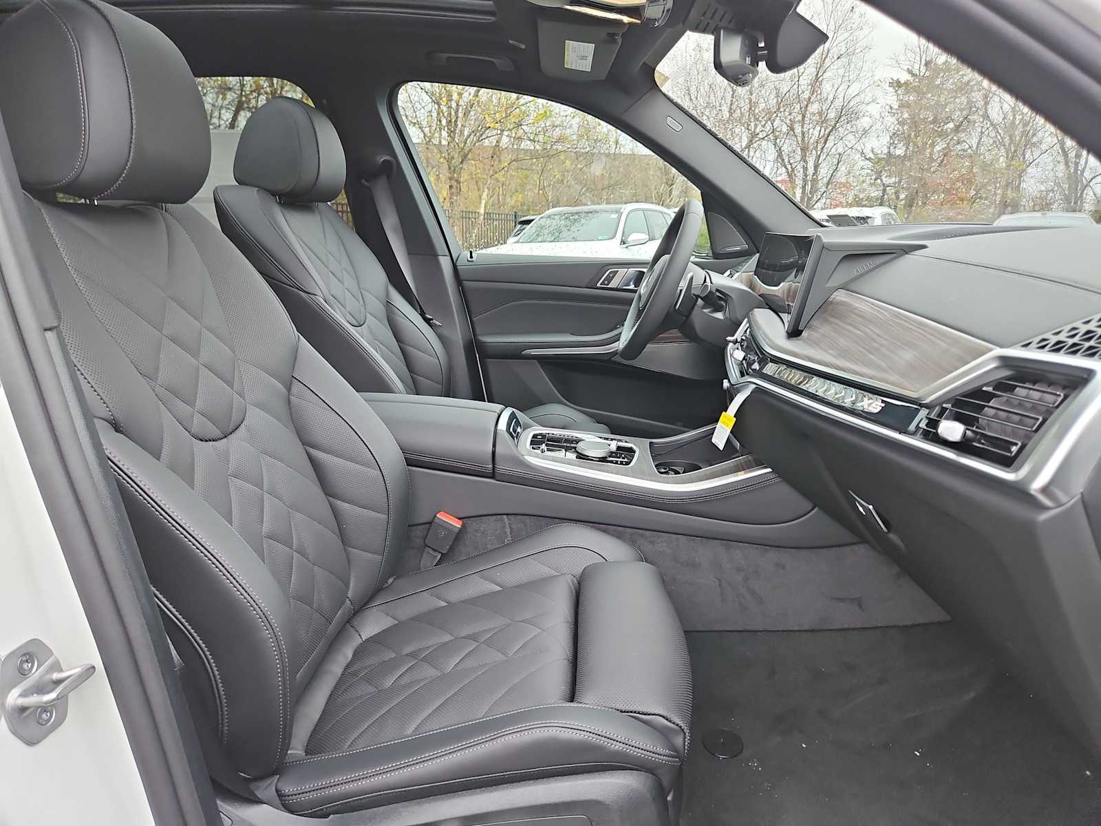 Thumbnail: 2026 BMW X5 - 24