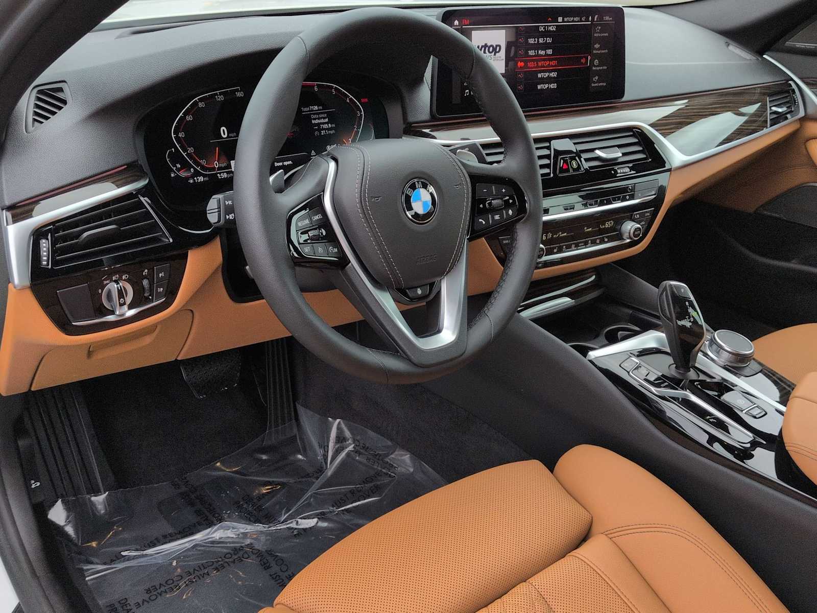 Thumbnail: 2023 BMW 5 Series - 15