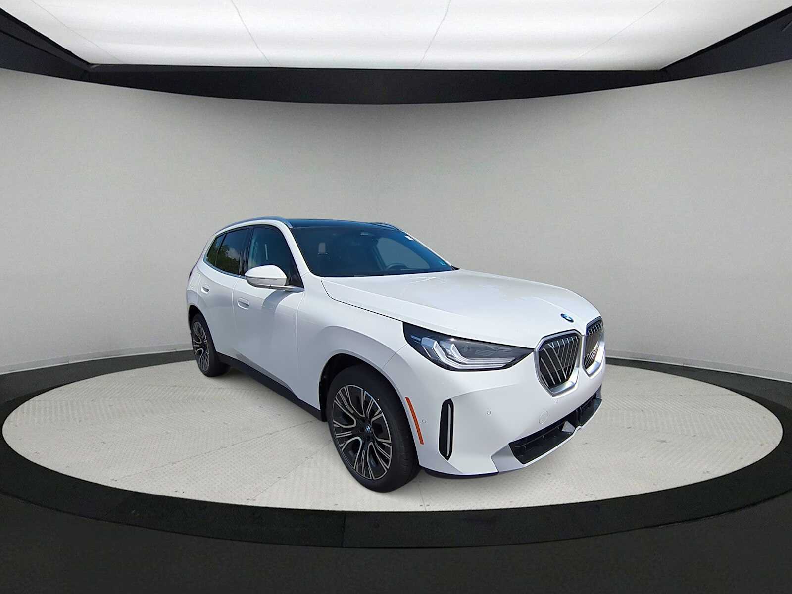 Thumbnail: 2025 BMW X3 - 2