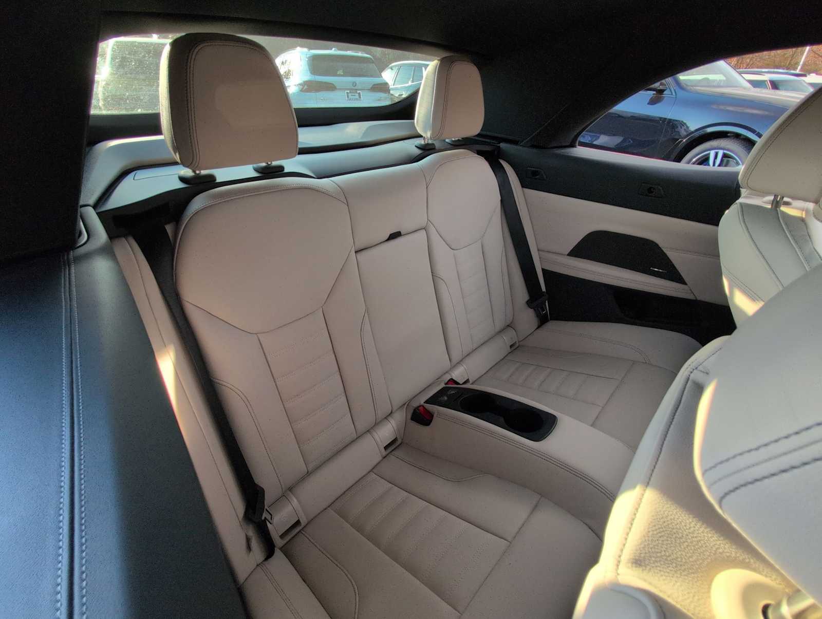 Thumbnail: 2026 BMW 4 Series - 21