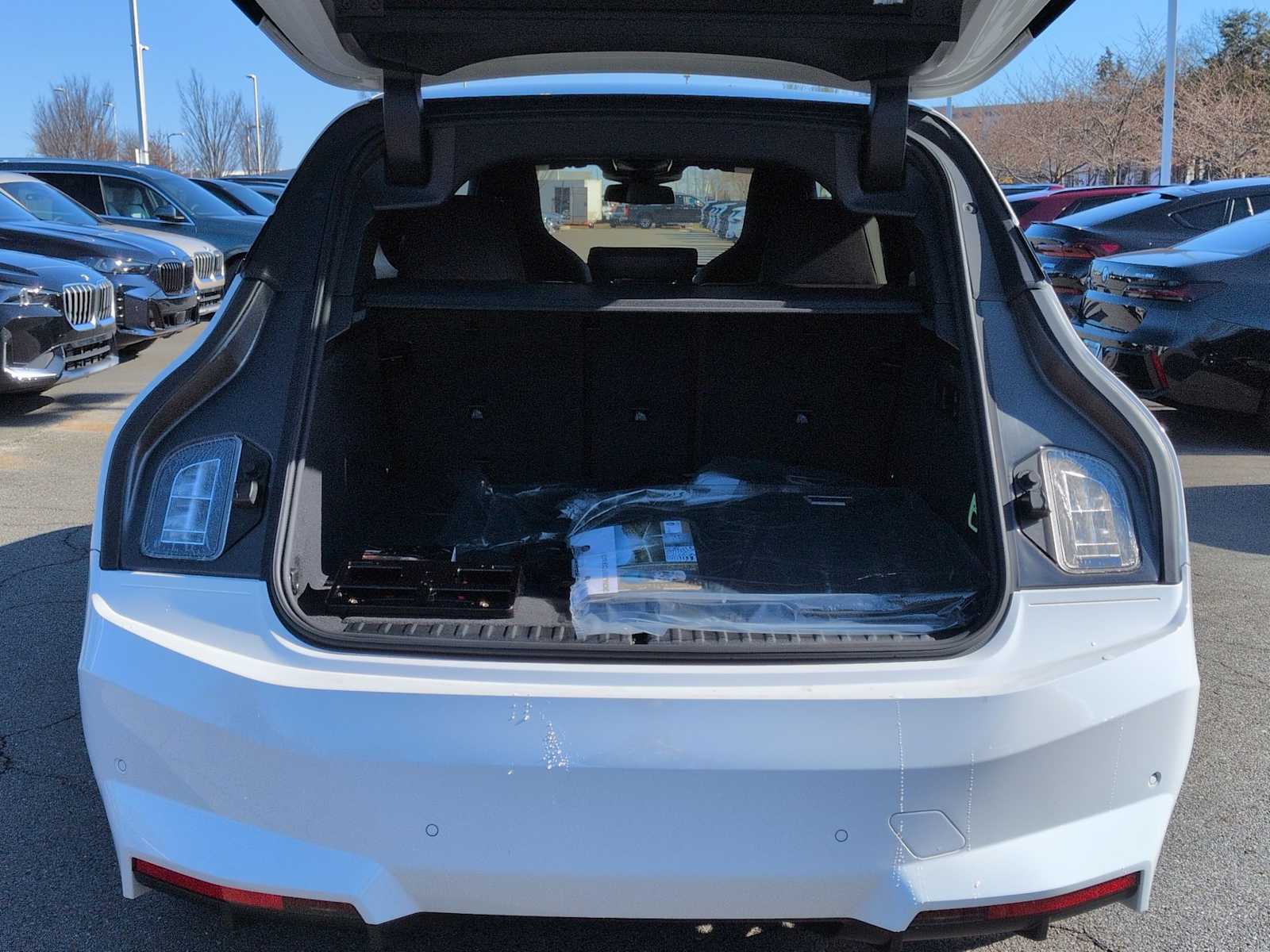 Thumbnail: 2026 BMW iX - 35