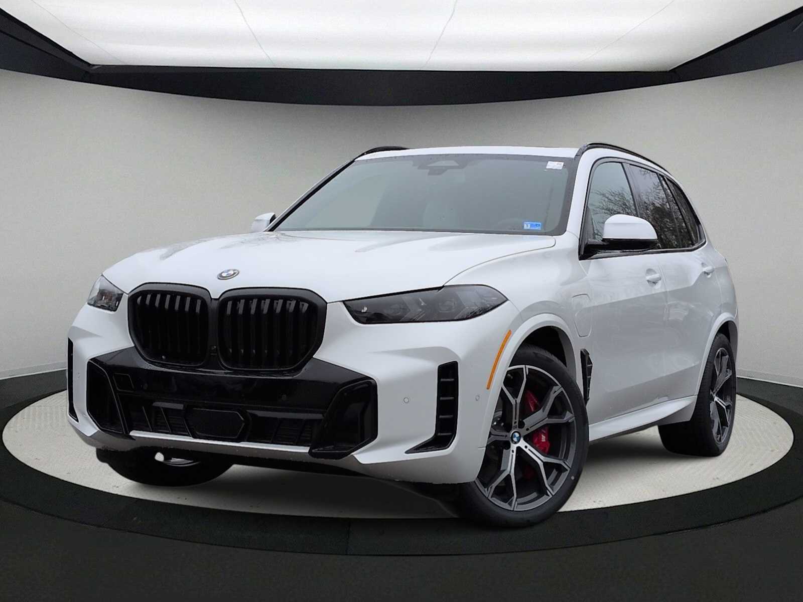 Thumbnail: 2026 BMW X5 - 1