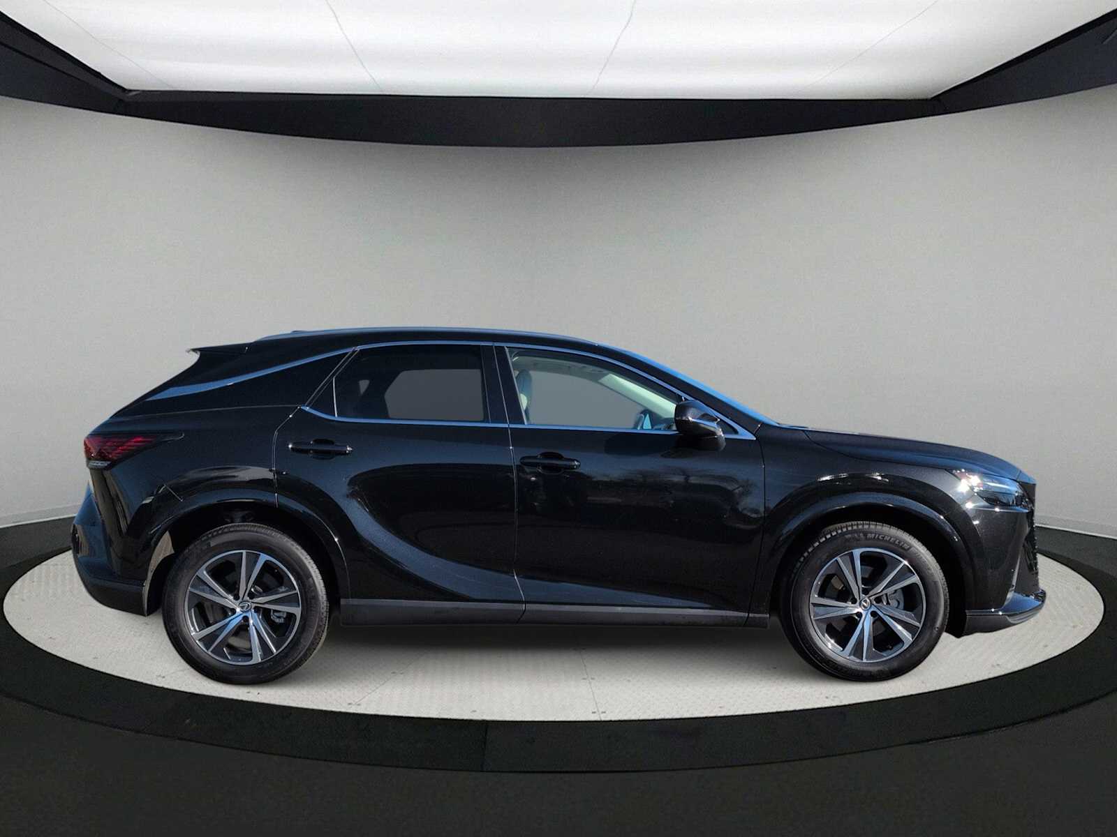 Thumbnail: 2023 Lexus RX - 9